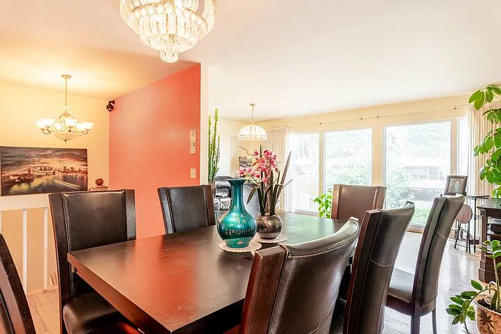 3020 Dublin Dr — Photo 3