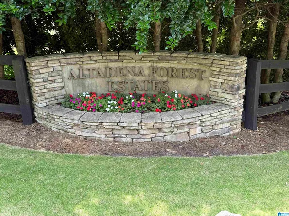 3633 Leslie Ann Rd, Birmingham, AL 35243