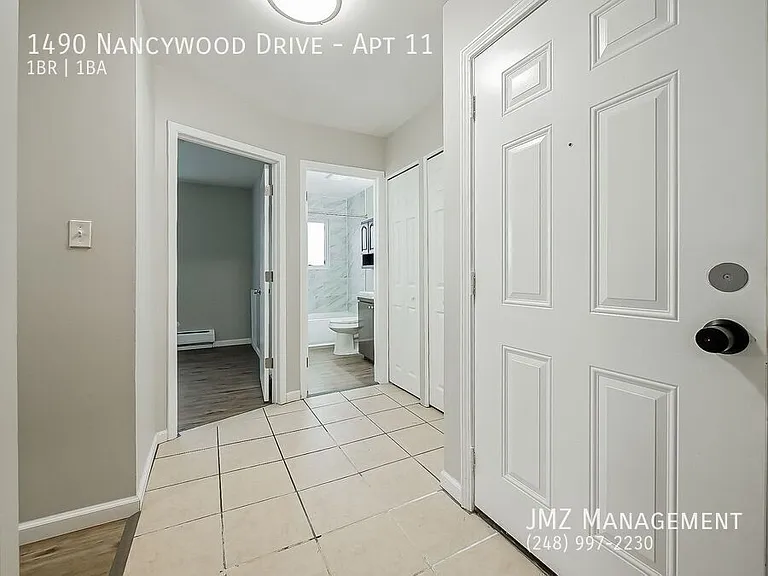 1490 Nancywood Dr #11 — Photo 10
