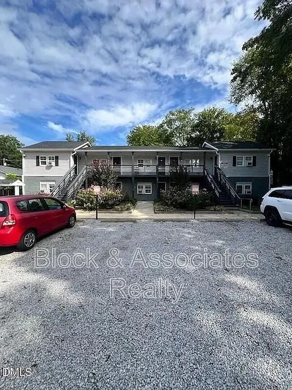 1 bed, 1.0 bath, 465 sqft, $1,095 — Photo 1