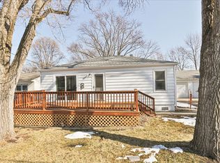 41115 N 1st St, Antioch, IL 60002