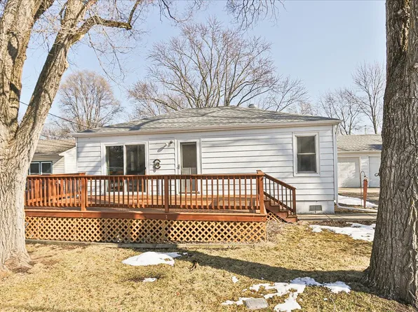 41115 N 1st St, Antioch, IL 60002