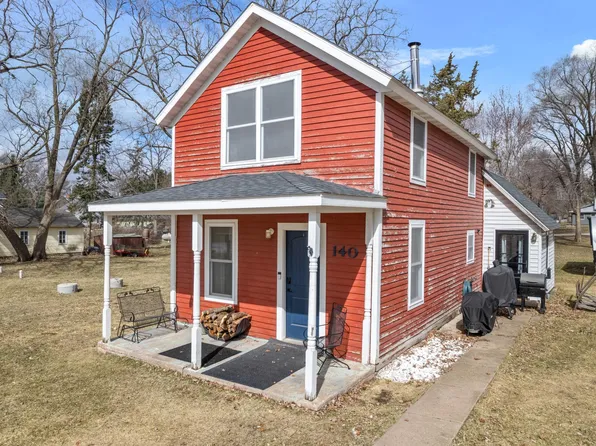 140 W 12th St, Buffalo City, WI 54622