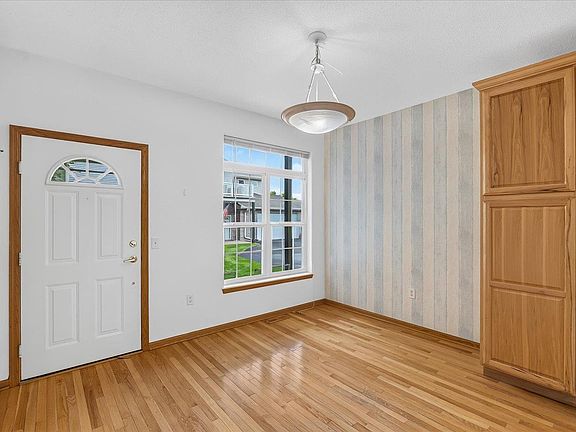 5th image of W11563 Island View Ct