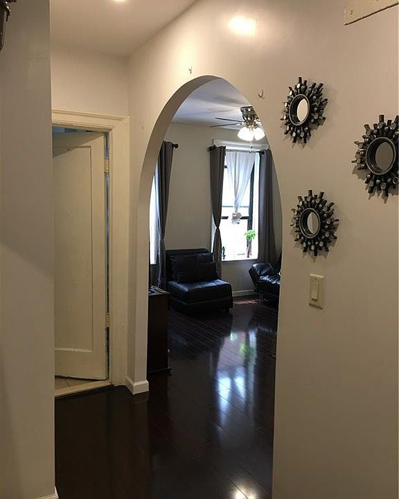 1st image of 1165 Fulton Ave APT 2D