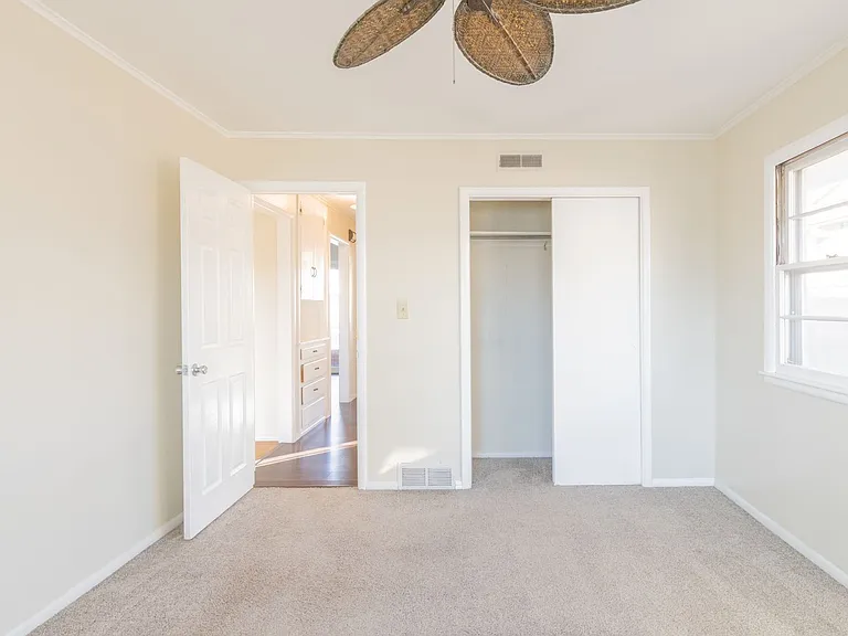 2730 W Country Club Dr — Photo 11