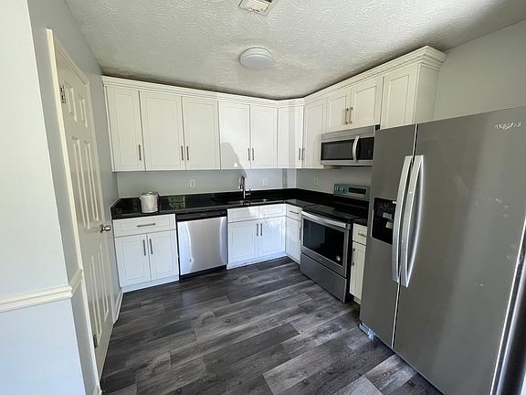 2nd image of 391 Charter Ct #A