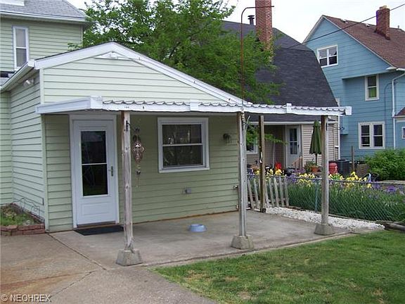 5th image of 1497 Robinwood Ave