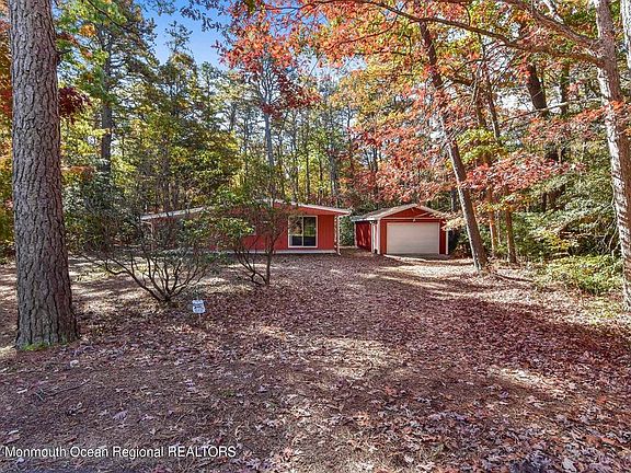 2nd image of 10 Grove Ct