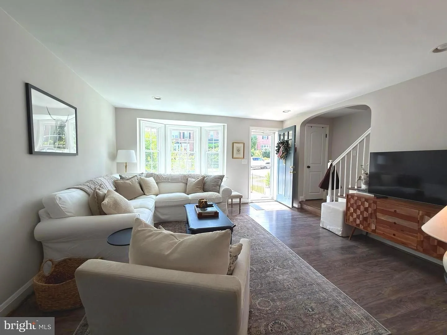 Beautiful 3-bedroom, 2-full-bath townhome in desirable Rodgers Forge! — Photo 3