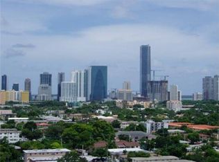 901 SW 8th St, Miami, FL 33130