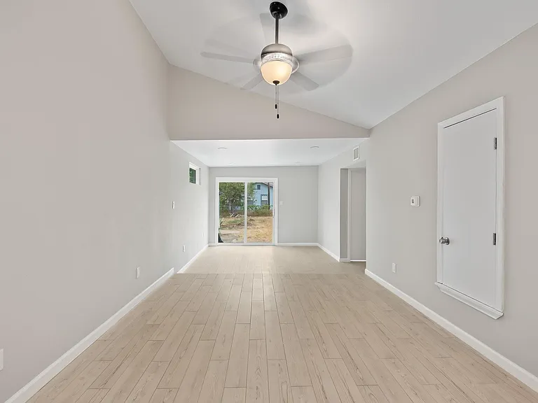 1703 New York Ave — Photo 23