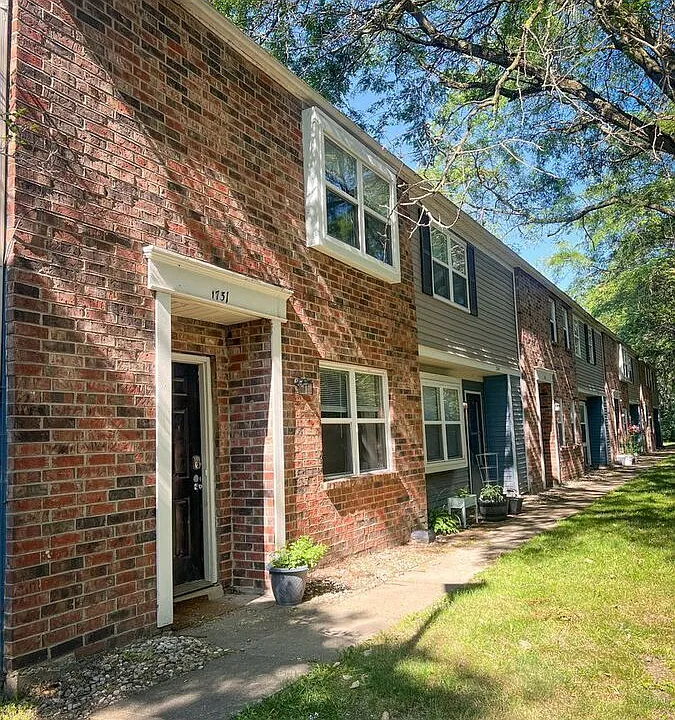 1739 Park Village Dr