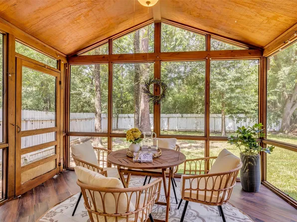 259 E Rainbow Ridge Cir, Spring, TX 77381