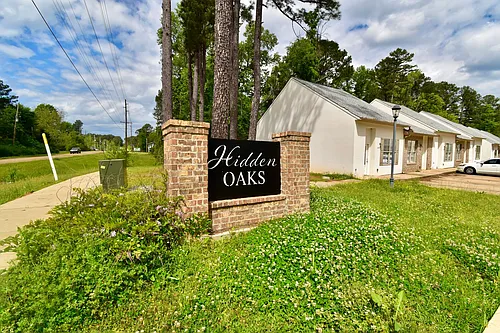 2408-2464 W Barnett Springs Ave Photo 1 2408-2464 W Barnett Springs Ave Photo 1