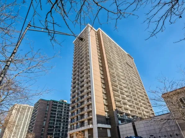 5855 N Sheridan Rd Unit 26DF, Chicago, IL 60660
