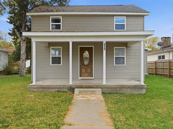 312 W Fremont St, Elmwood, IL 61529