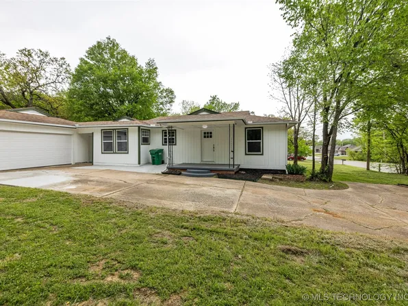 914 W Bryan Ave, Sapulpa, OK 74066