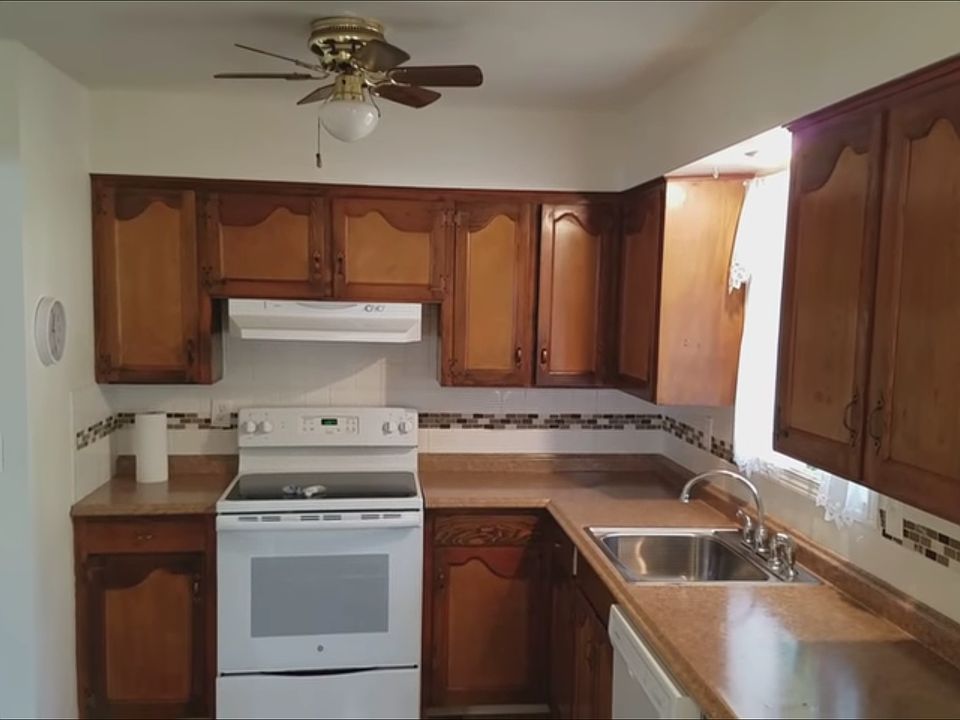 1st image of 8112 NE Royal St