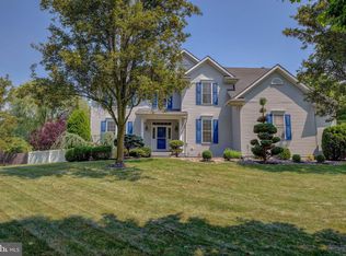 7 Plymouth Dr, East Windsor, NJ 08520