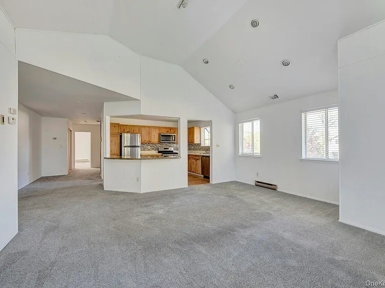 367 Seabreeze Ct — Photo 10
