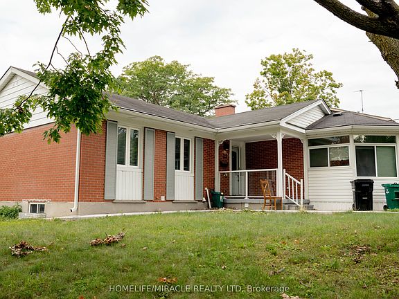 5th image of 25 Thornridge Cres