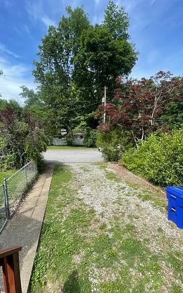 455 East Dr — Photo 8
