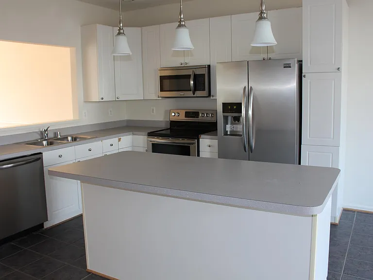 1941 Fieldstone Way — Photo 10