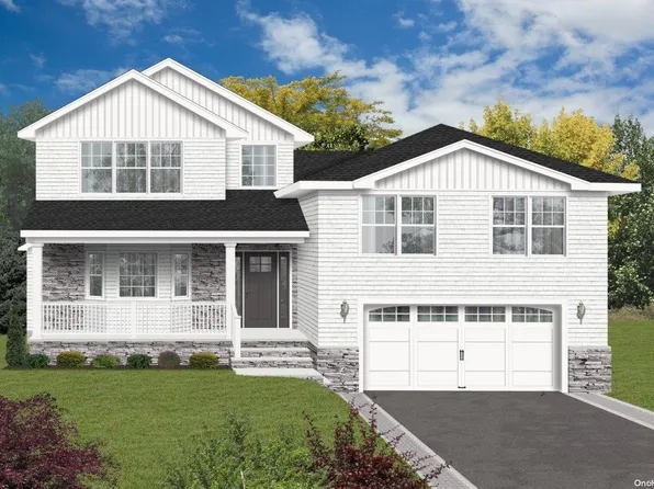 21 Center Drive, Syosset, NY 11791