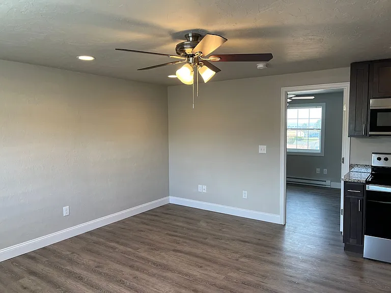 Salem Run Apartments - Phase 1 — Photo 10