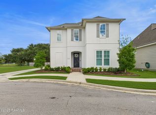 306 Parker Ln, Youngsville, LA 70592