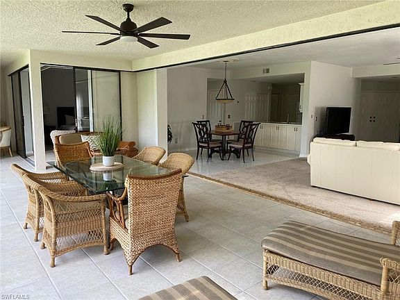 3rd image of 752 Eagle Creek DR #201