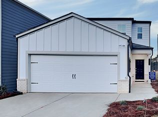 129 Webster Cir, Holly Springs, GA 30115