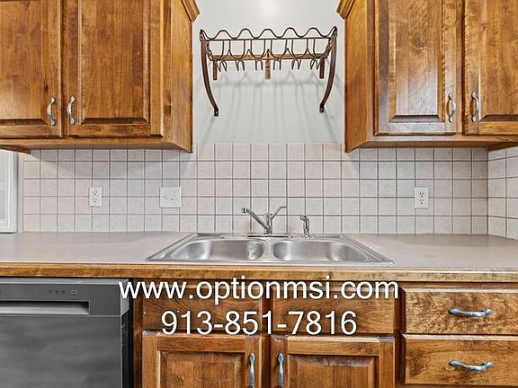 5th image of 5502 Hayes St