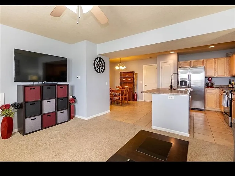 10038 Agate Ln — Photo 5