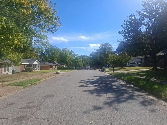 4th image of 3281 Abbottsford Ave