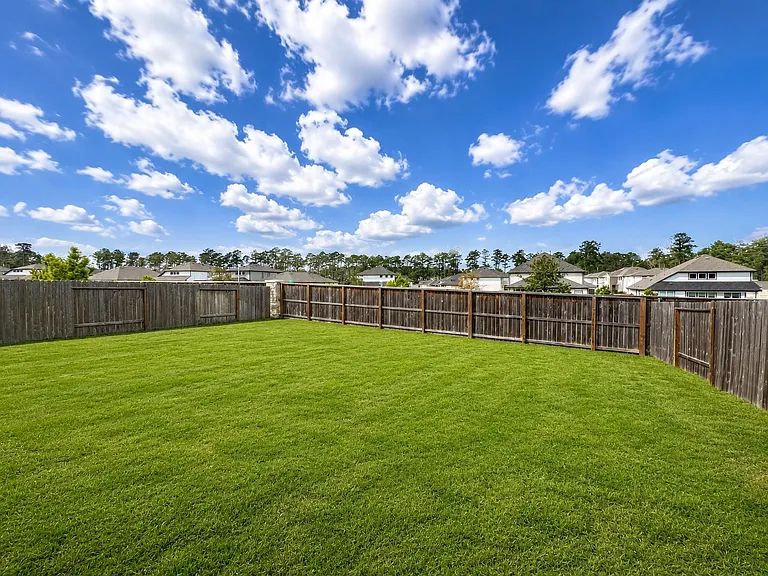 13821 Rock Island Trl — Photo 24