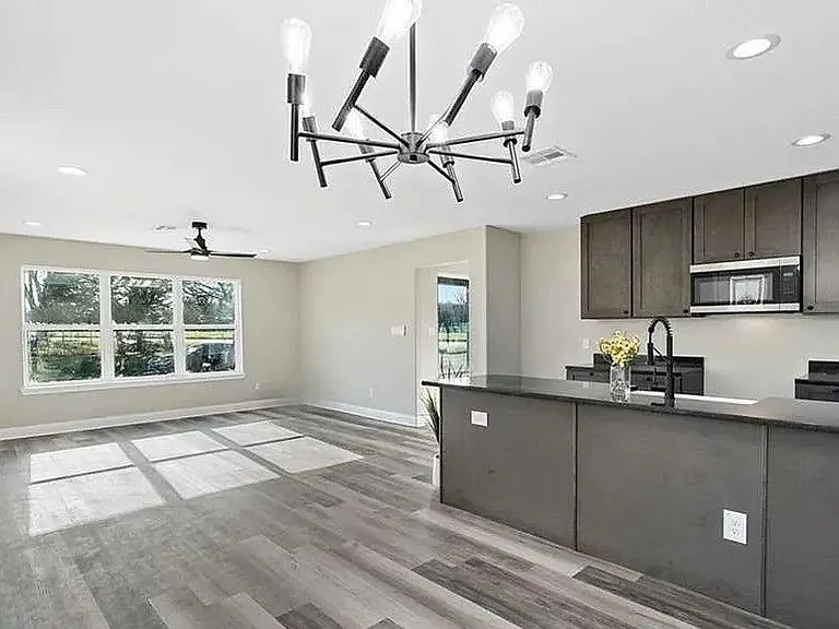 2024 Bagby Ave #B — Photo 2
