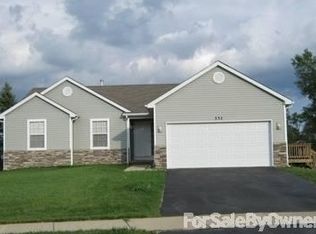 332 Tullamore St, Howell, MI 48843