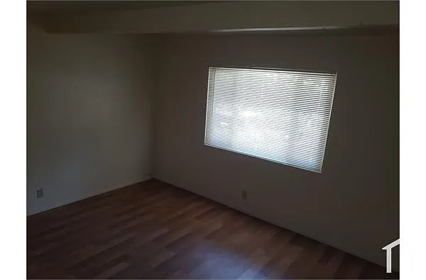 Building Photo - 28 Deering Ct #28