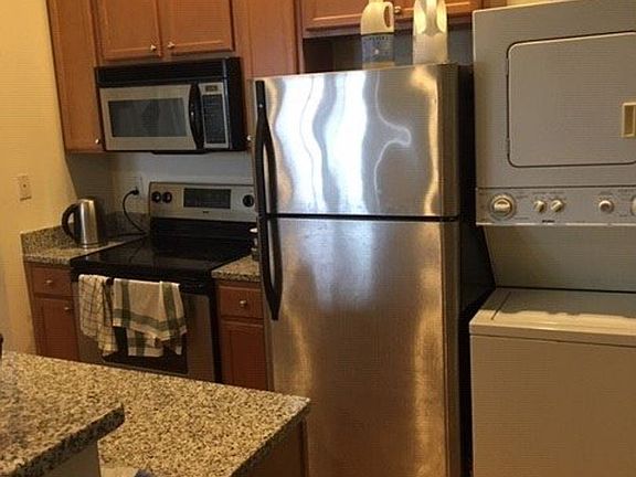 3rd image of 1230 Saint Paul St #8358376