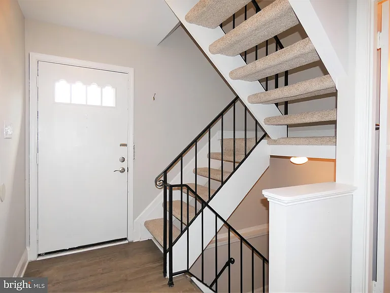 4128 Hamlin Ct — Photo 26