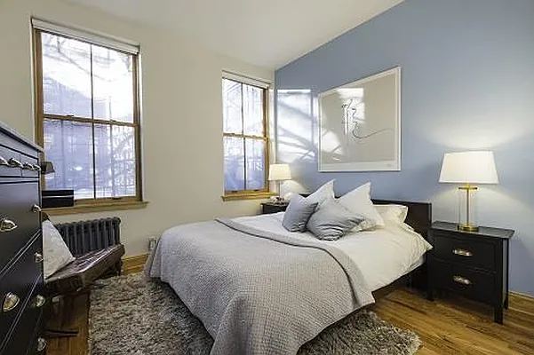 Rented by Triumph Property Group | media 11