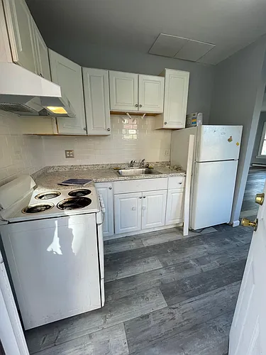 481 Williams St #B1 Photo 1