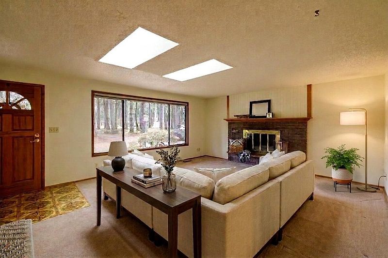 3rd image of 11125 Charm Road SE