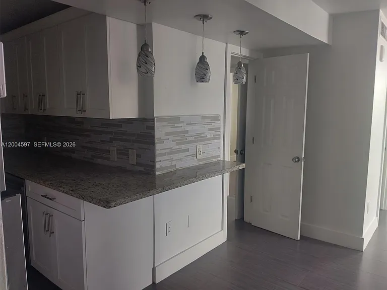 6969 Collins Ave #402 — Photo 3
