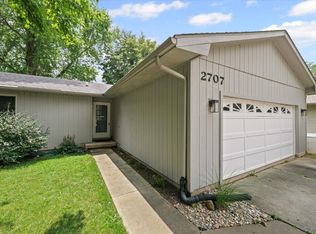 2707 Clayton Blvd, Champaign, IL 61822