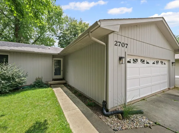 2707 Clayton Blvd, Champaign, IL 61822