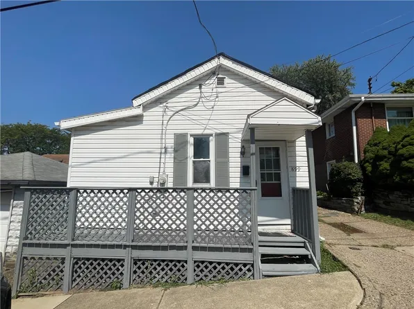 899 9th St, Ambridge, PA 15003