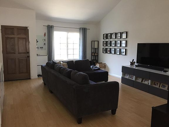 4th image of 8233 Lea Ct